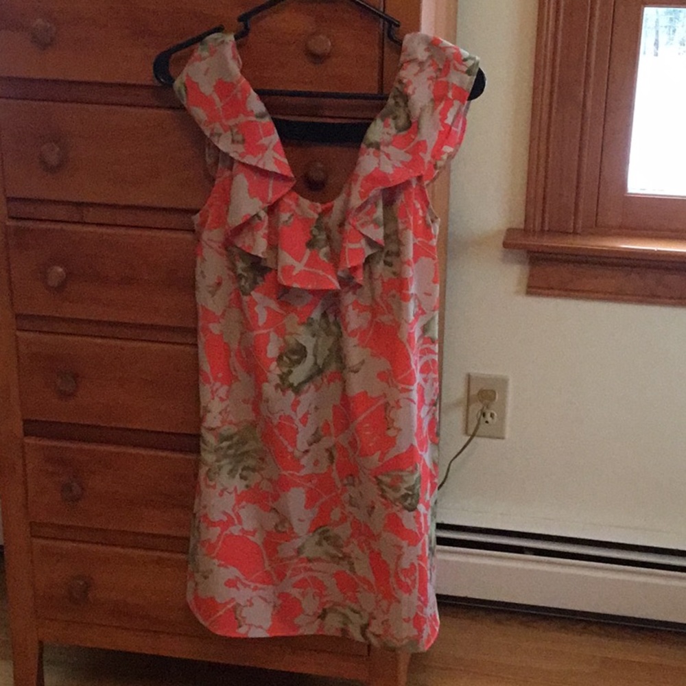 Patterned flowy dress